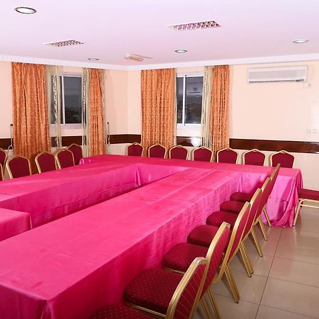 Hotel Mansel Yaounde Ngoại thất bức ảnh